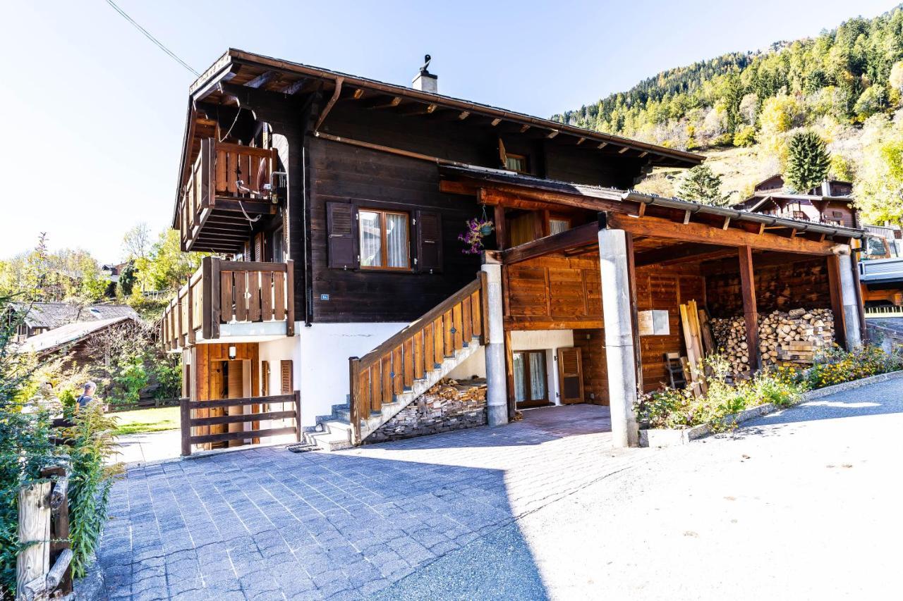 Haus Birchi, Fiesch 3.5-Zimmerwohnung Birchi Exterior photo